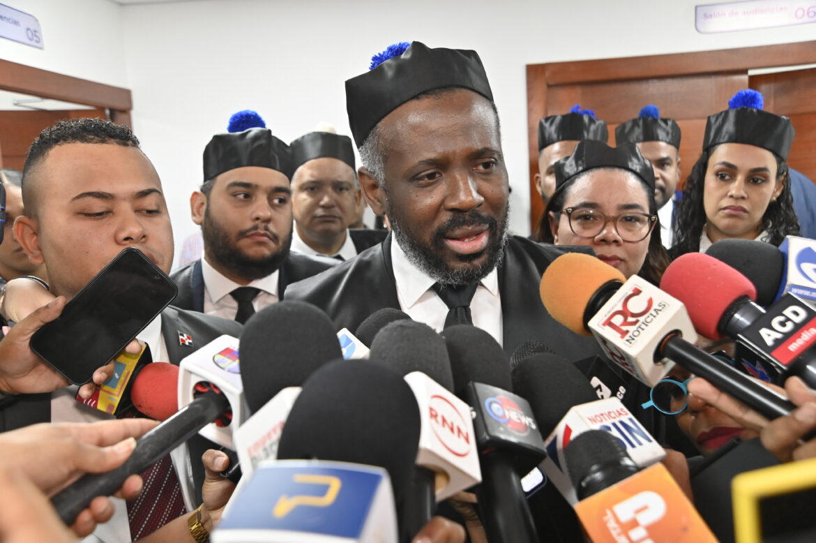 Camacho rechaza acusaciones de encubrimiento en caso SENASA