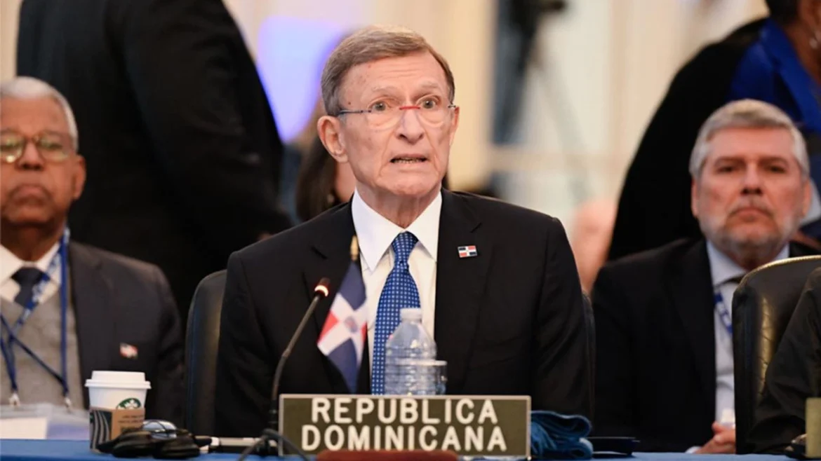 República Dominicana reitera ante la OEA que no reconoce a Maduro