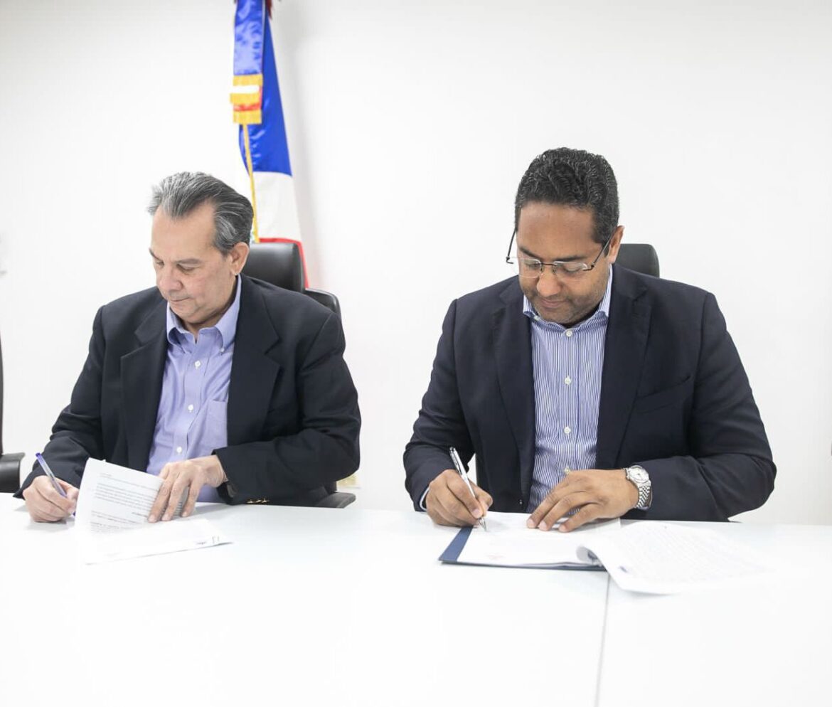 CONADIS firma acuerdo para fortalecer políticas de discapacidad