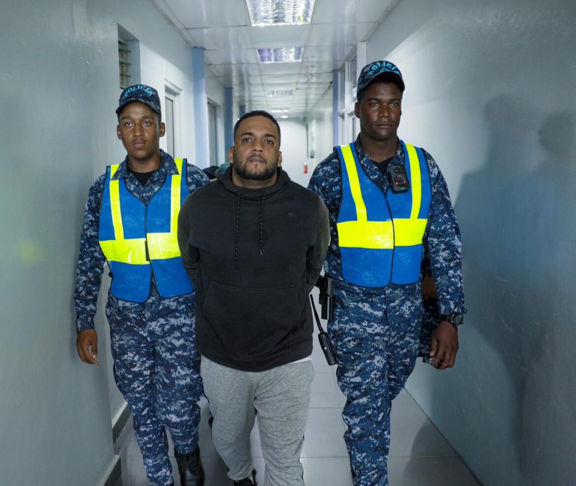 Se entrega sospechoso por ataque en Santiago