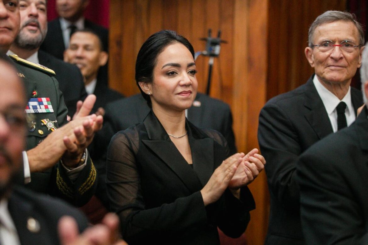 Presidente Luis Abinader resalta histórica reducción de homicidios y consolidación del Sistema Nacional de Seguridad Ciudadana en 2025