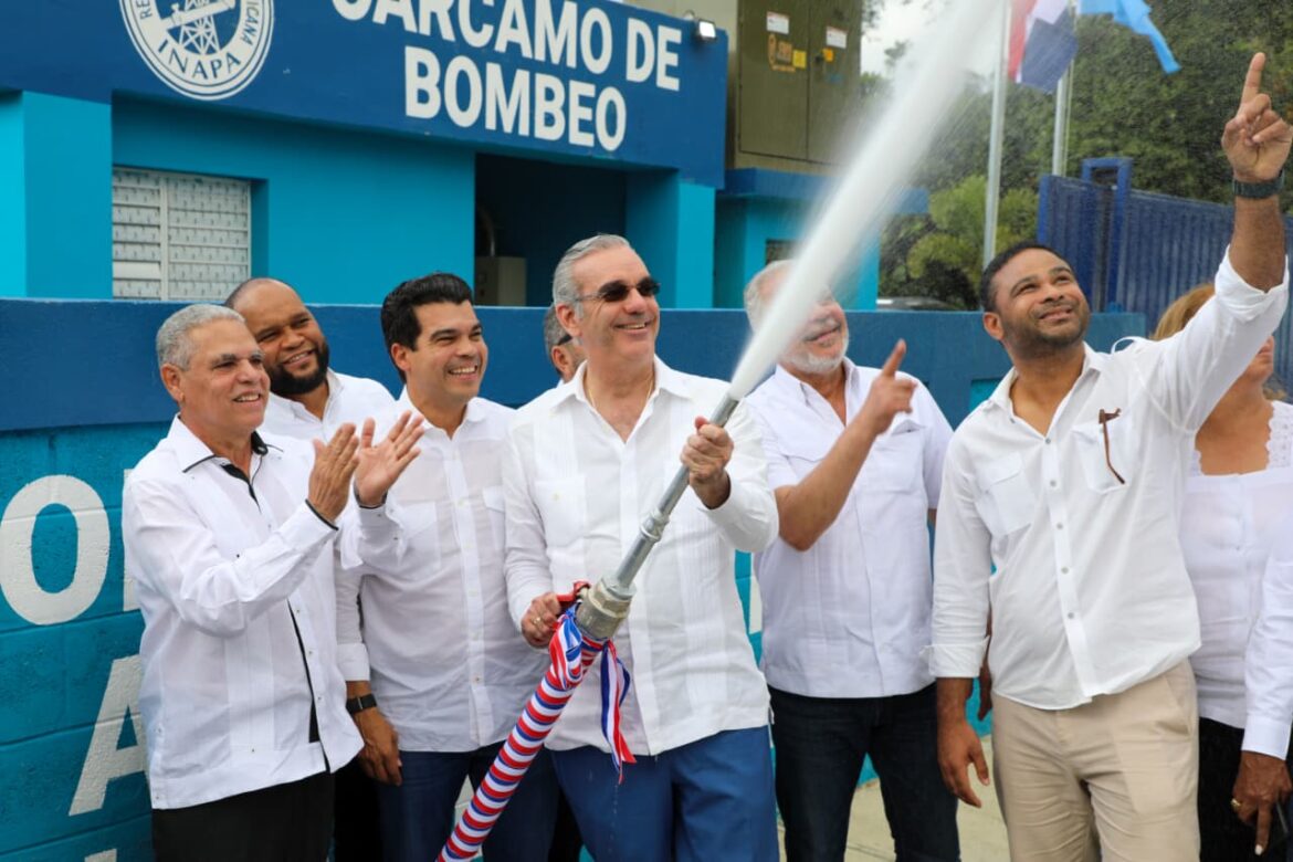 Presidente Abinader entrega acueducto en Villa Altagracia