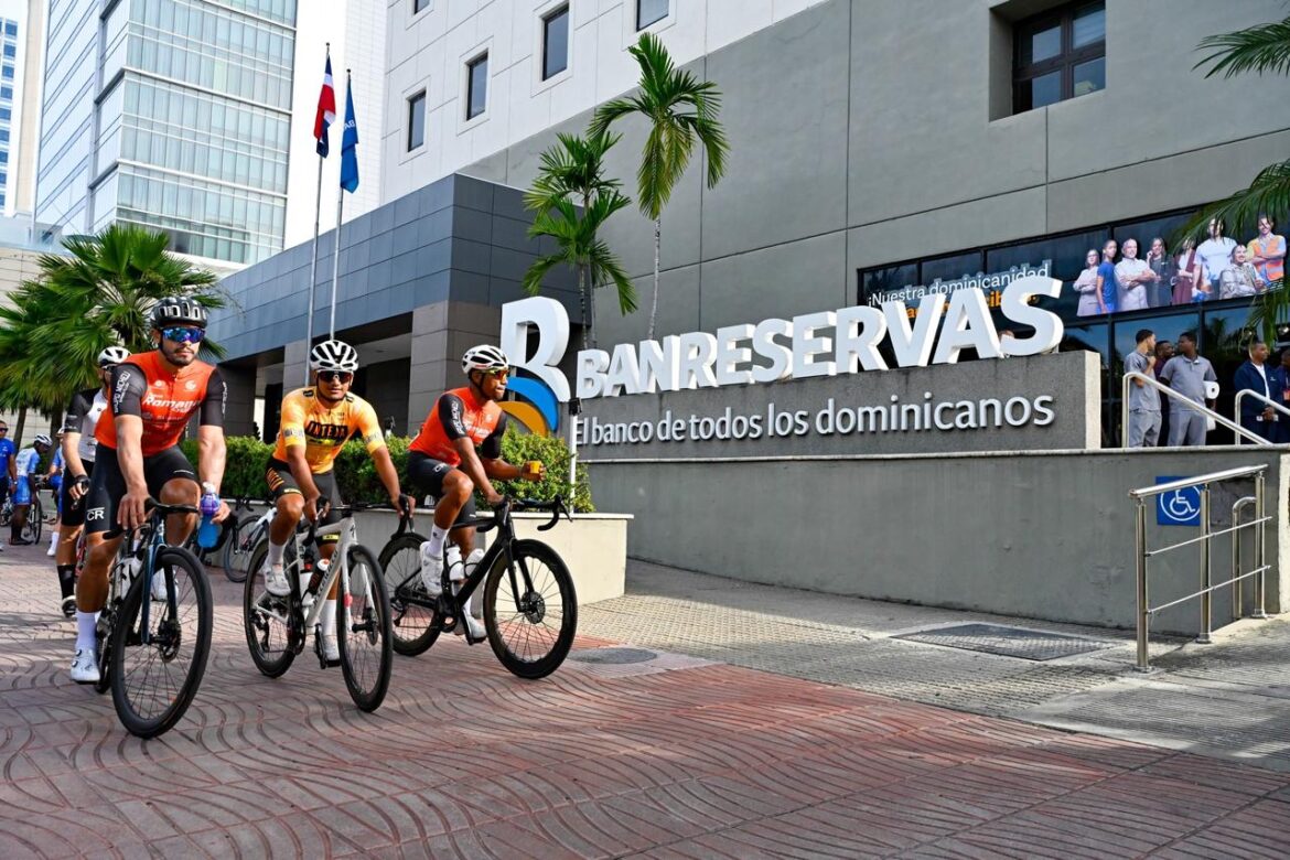 Torre Banreservas: punto de partida para la 47ª edición de laVuelta Ciclística Independencia Nacional
