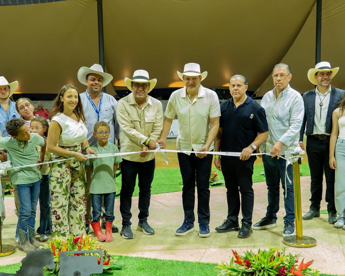 Inauguran en Santiago el primer Centro Ecuestre con instalaciones de vanguardia