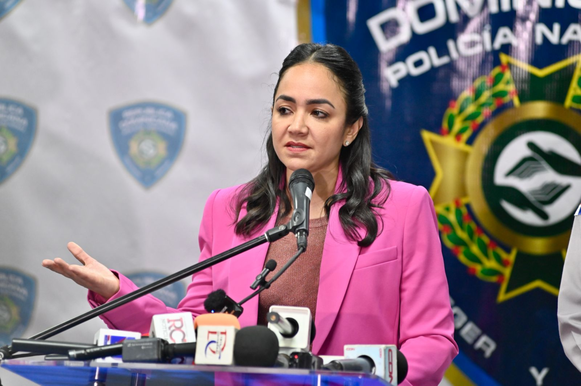 De Manita Linda a Mano Dura: Interior prohíbe fiestas masivas en playas y ríos por Semana Santa