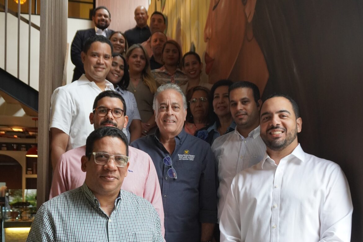 Analizan nueva Ley de Contrataciones Públicas en Cámara Santo Domingo