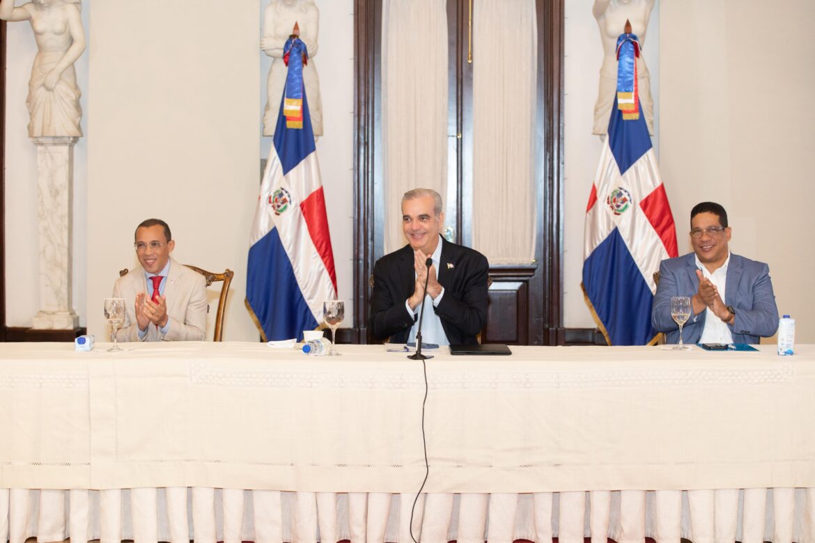 Gobierno lanza INFOPAGO por transparencia