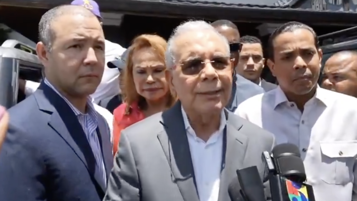 Danilo acusa al Gobierno de gastar sin control y llegar sin plan a la crisis