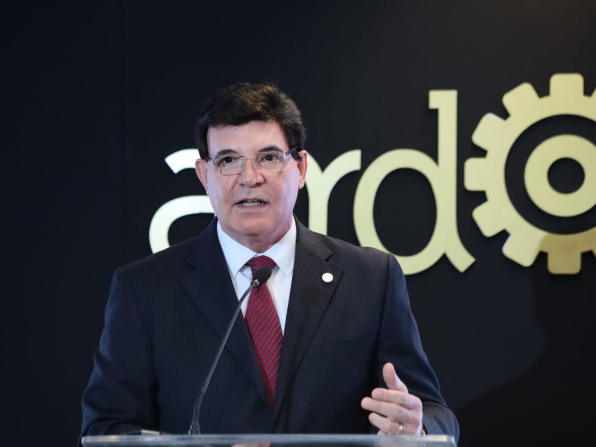 Industriales afirman economía mantiene crecimiento pese a incertidumbre internacional
