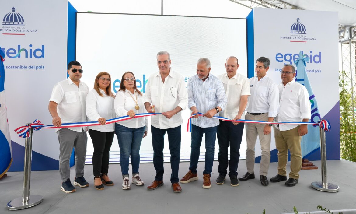Abinader inaugura carreteras en Sajoma y fortalece producción y turismo en la sierra