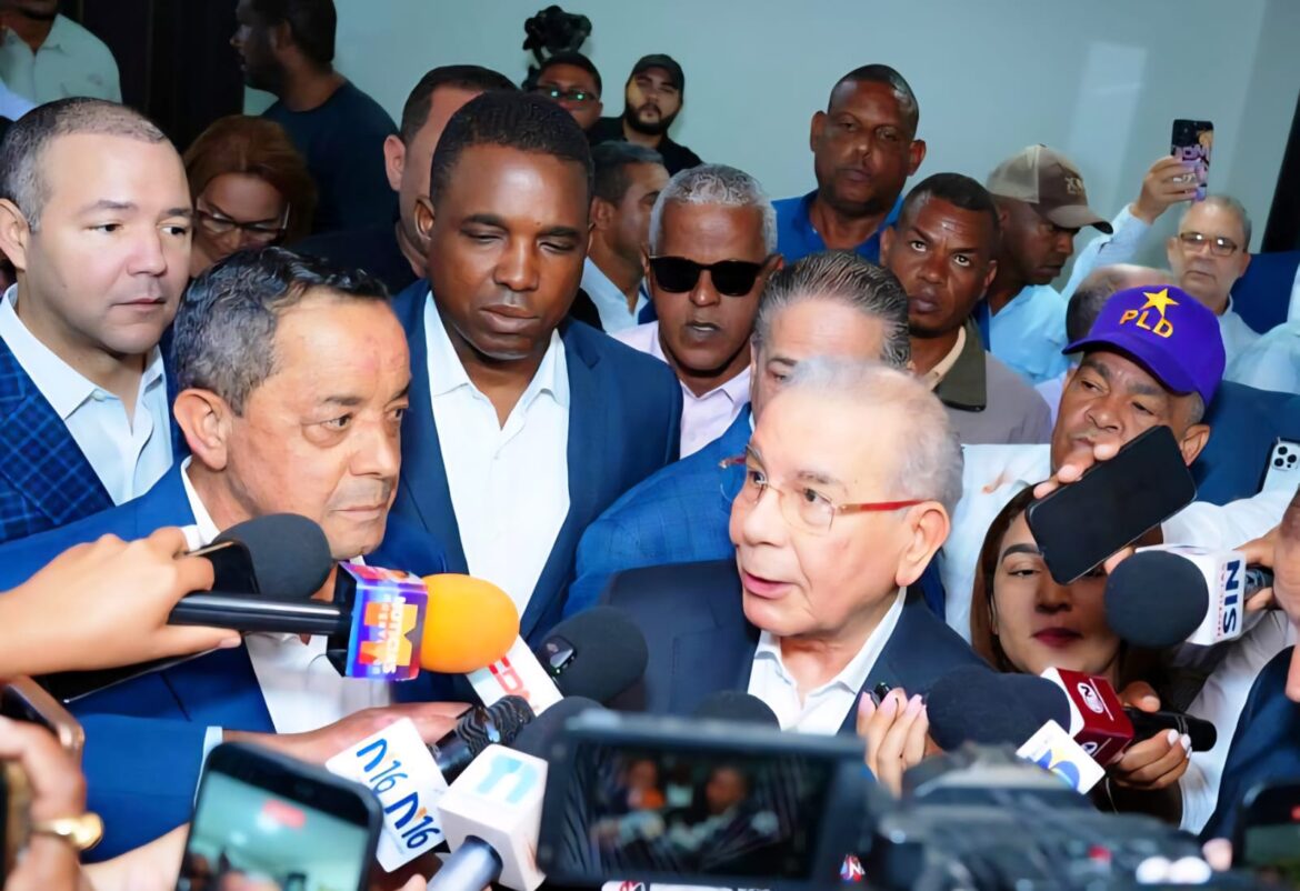 Danilo Medina niega propuesta de reforma fiscal y cuestiona versión oficial