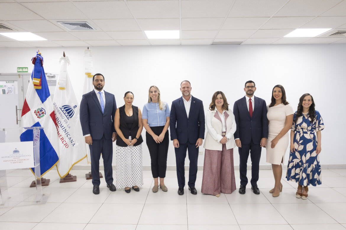 Empresas dominicanas buscan vender tecnología y creatividad al mundo