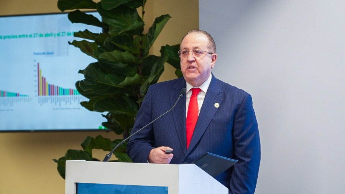 Plan del Gobierno elimina anticipo a microempresas y eleva deducción educativa
