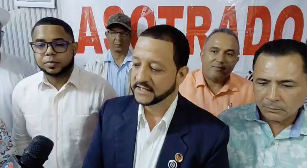 Azotrado abre oficina en Santiago y amplía servicios para choferes