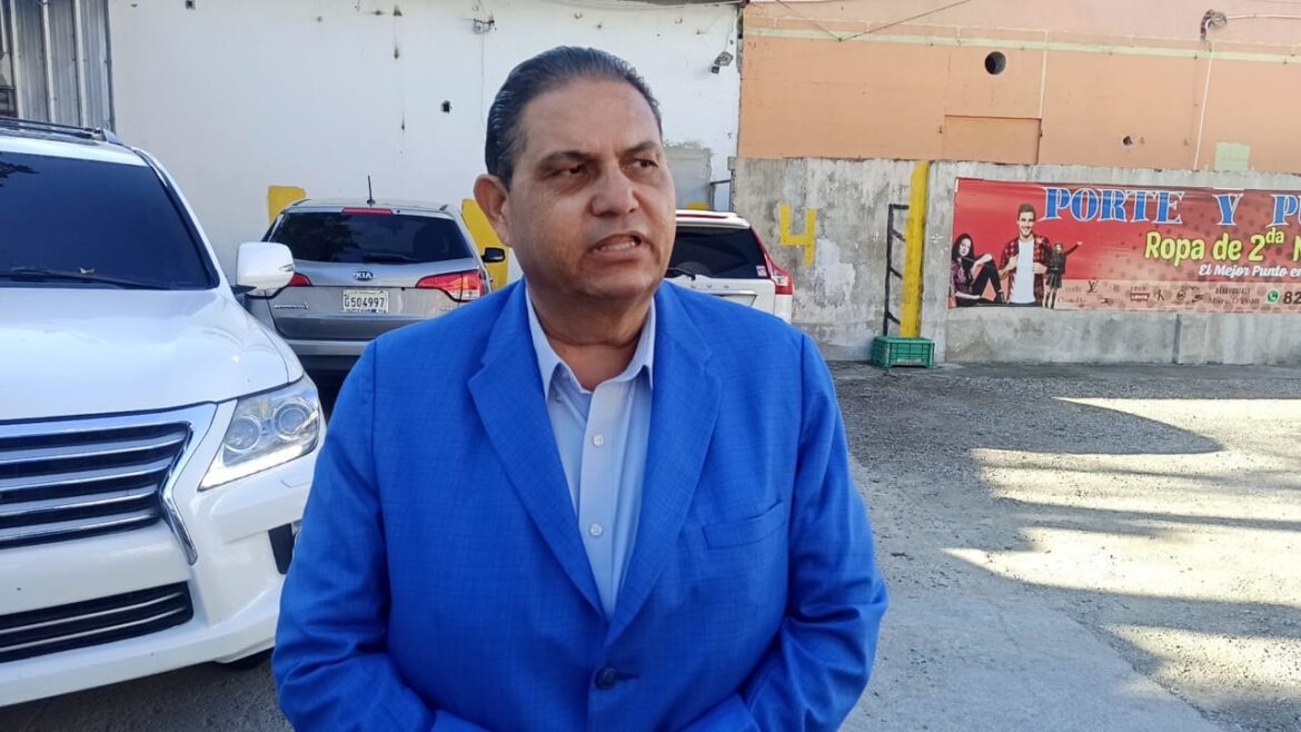 Alcalde de Puñal asegura Wellington Arnaud encabeza respaldo dirigencial del PRM en Santiago