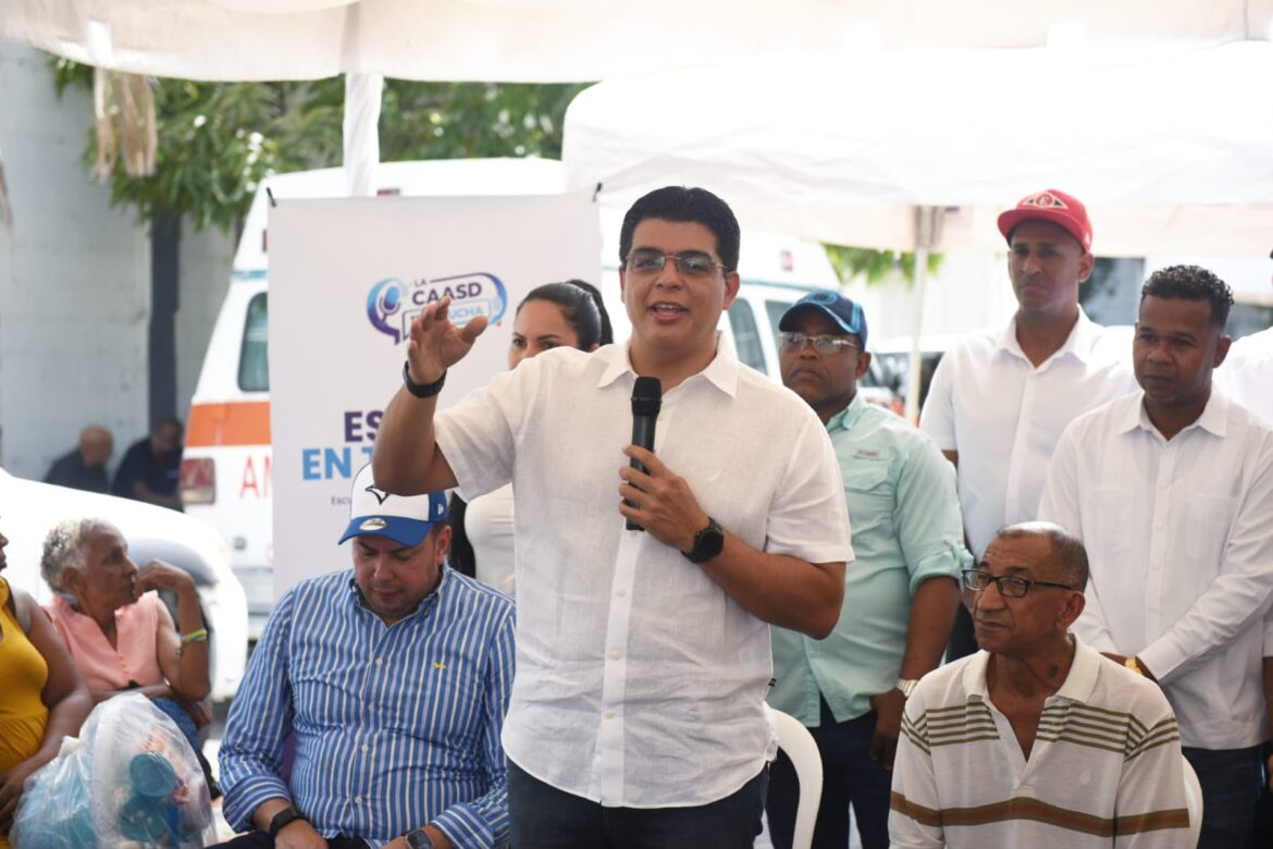 Fellito Suberví anuncia corrección de 24,521 averías en el alcantarillado sanitario y 270 de agua potable