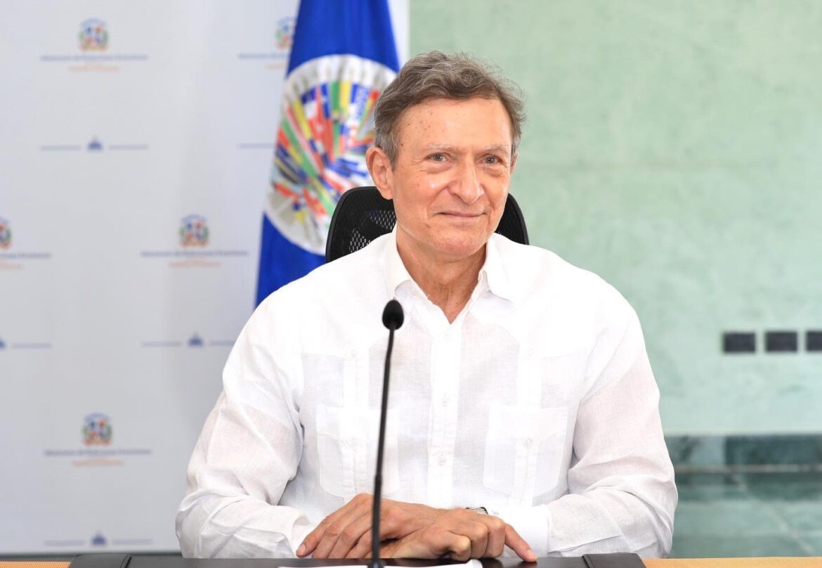 Roberto Álvarez llevará posición dominicana sobre Haití ante la OEA