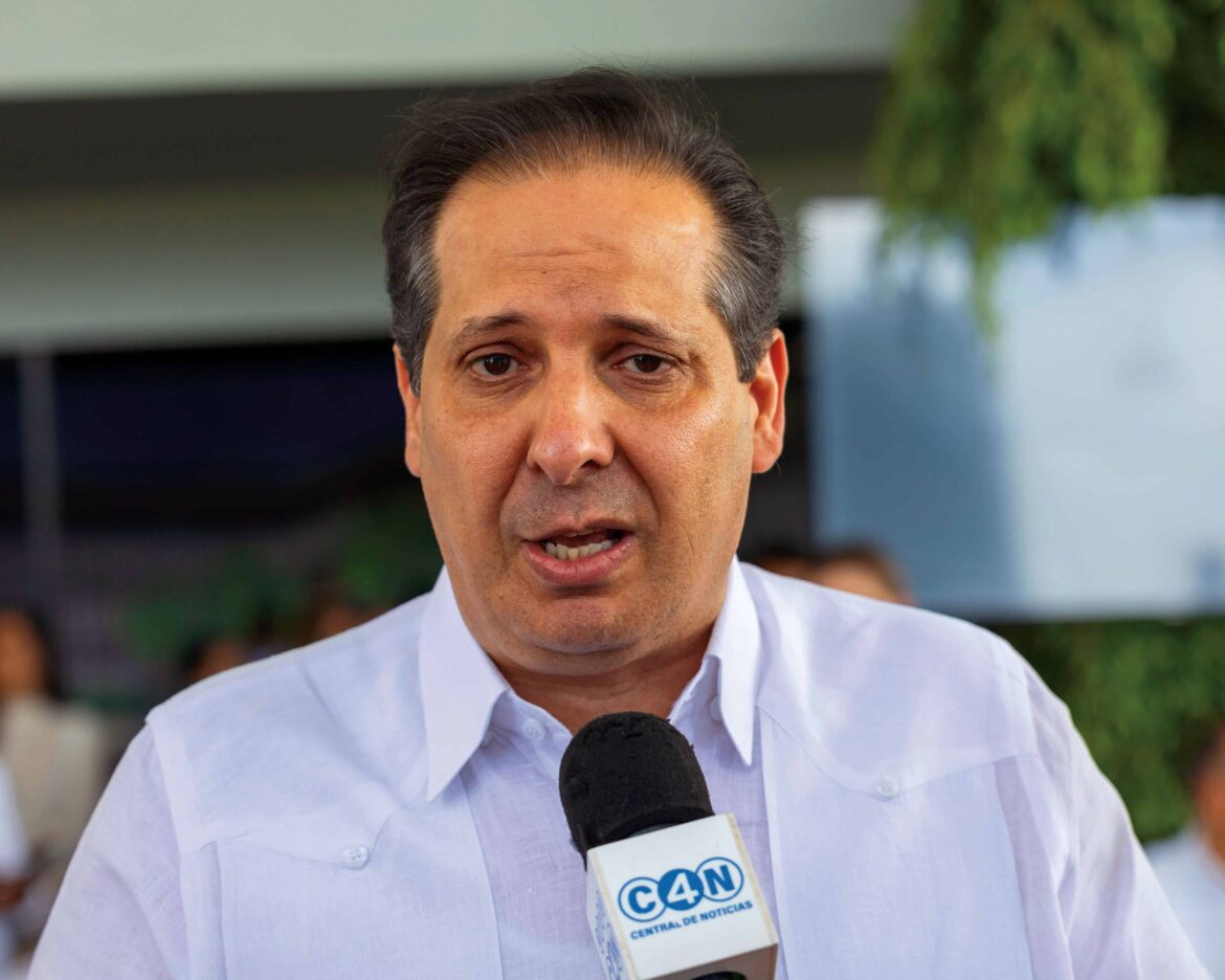 Ministro asegura que acompañó acciones sobre Oncológico del Cibao