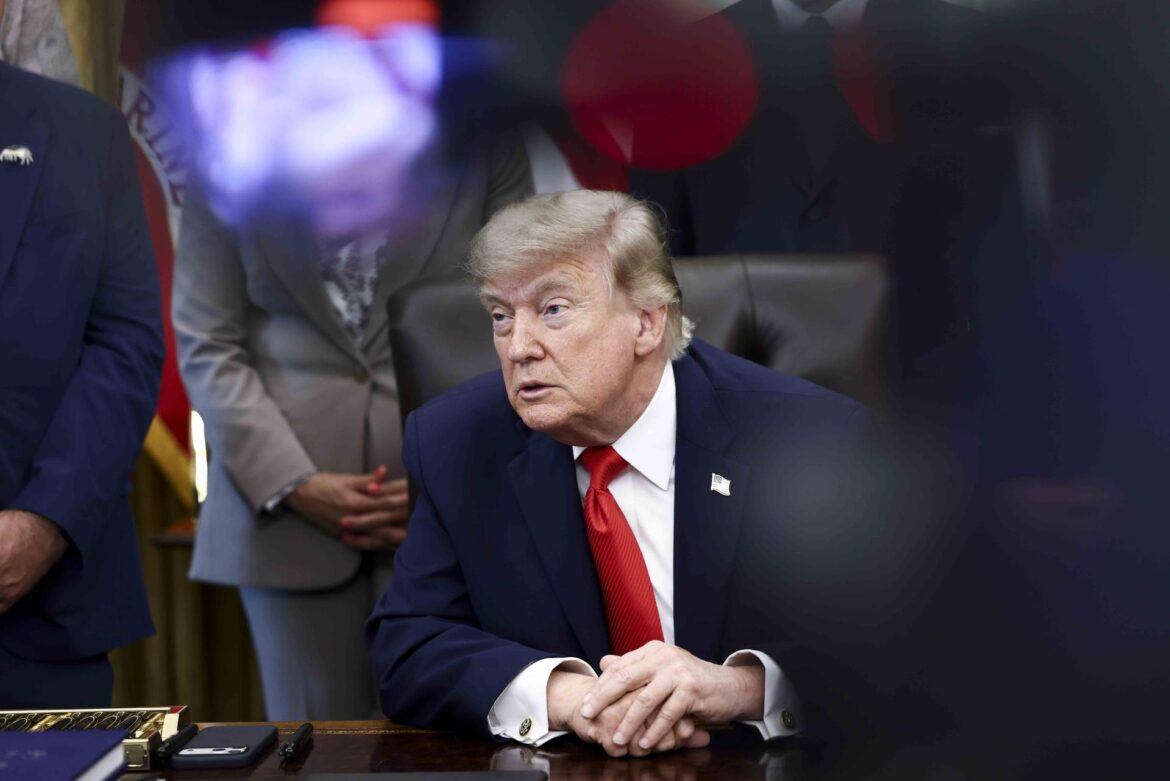 Trump anuncia que ha alcanzado un acuerdo con Irán para reabrir el estrecho de Ormuz