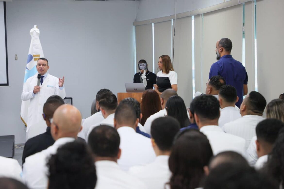 Ney Arias Lora incorpora nuevos especialistas en formación