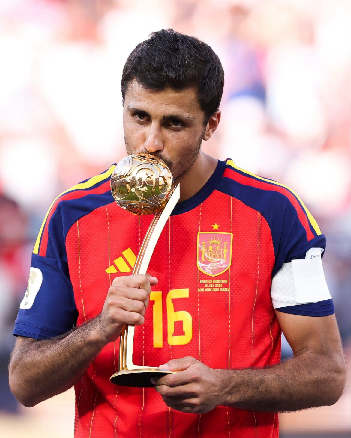 Rodri Hernández es elegido Balón de Oro del Mundial 2026