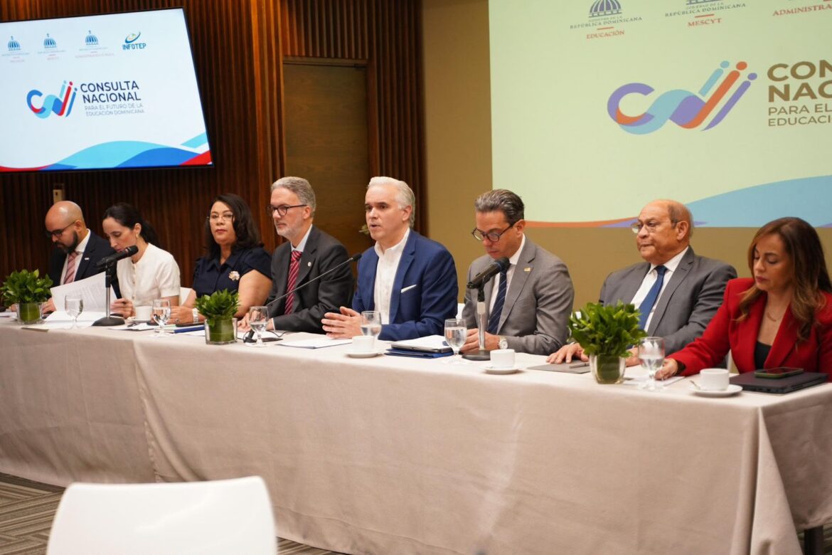 Empresarios se integran a foros de Consulta Nacional para fortalecer la transformación educativa