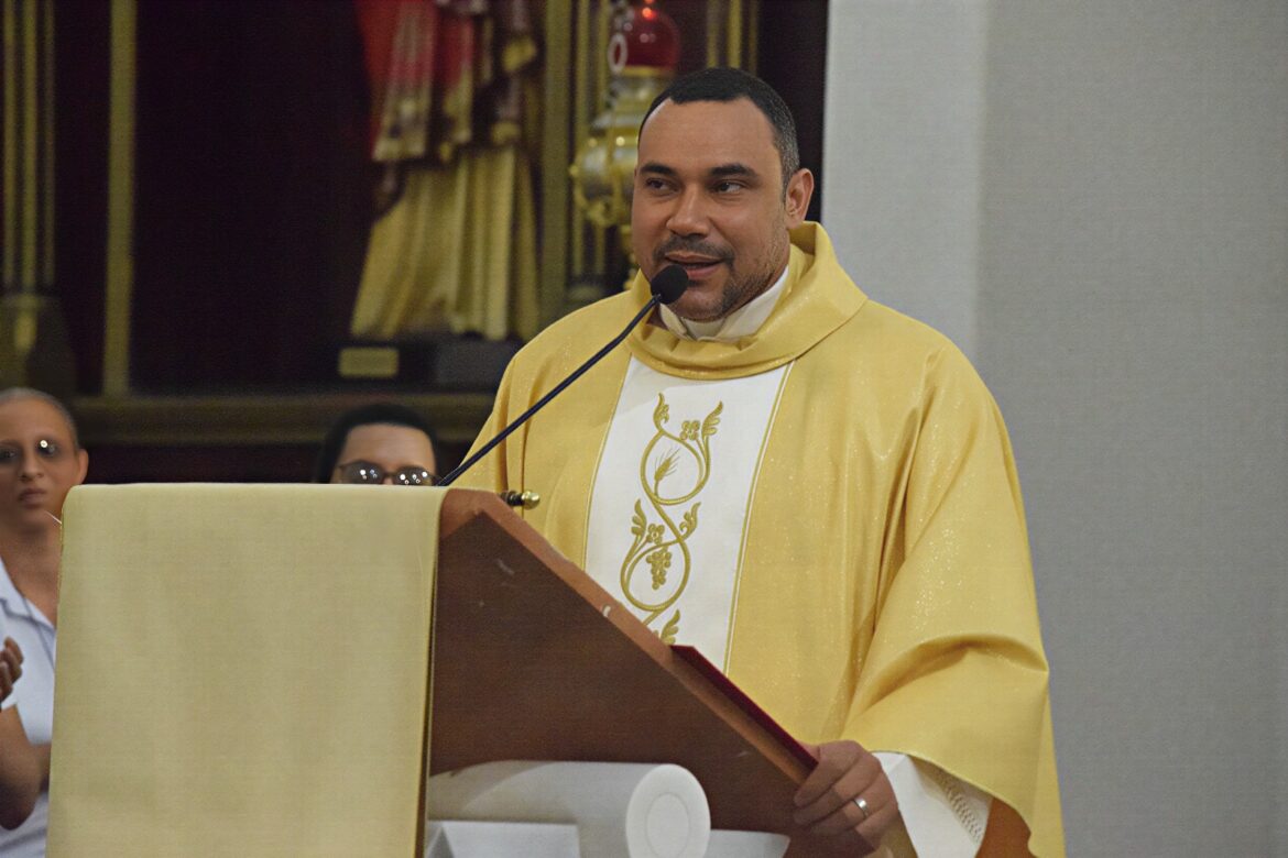 Sacerdote Regino Collado afirma que la defensa de la vida debe estar por encima de cualquier interés