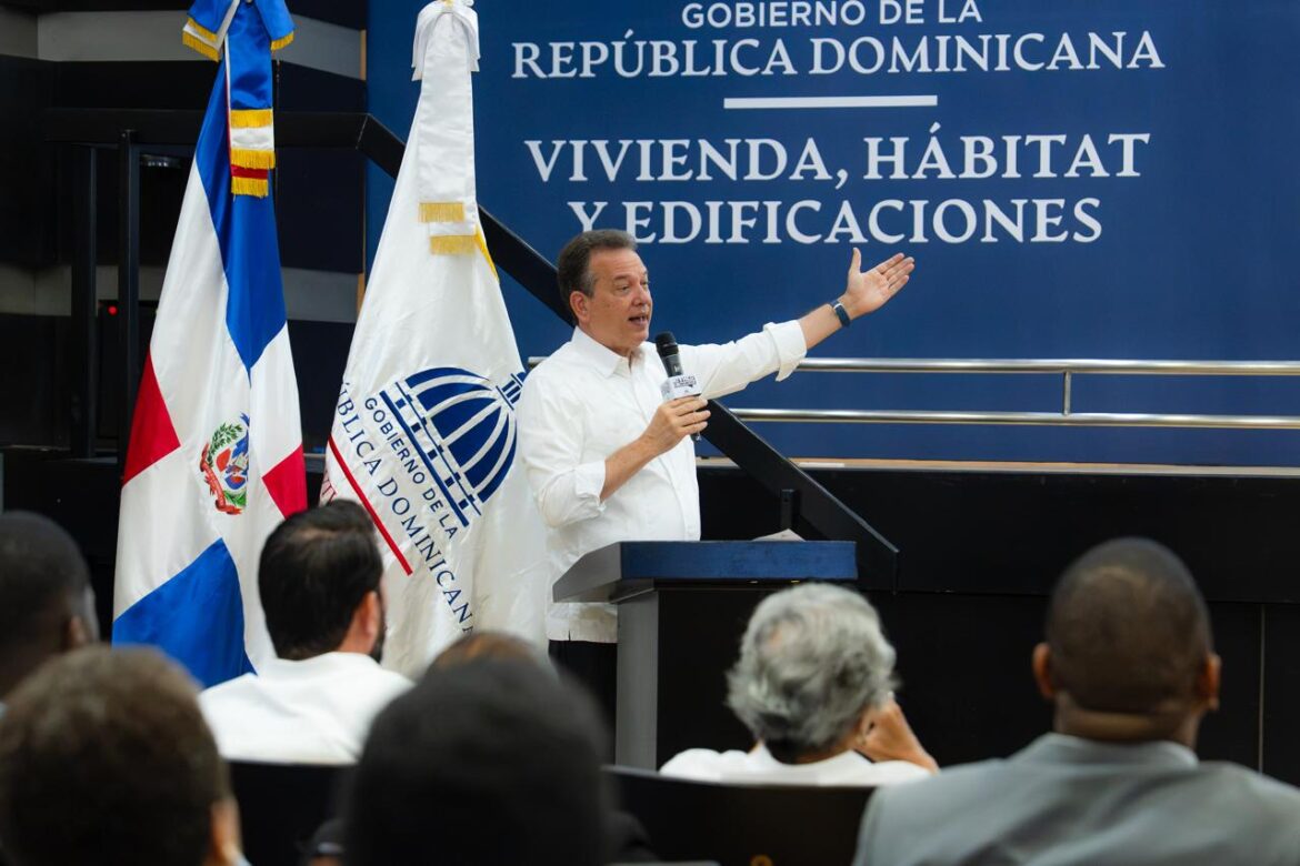 MIVHED presenta avances del Plan de Modernización de la Permisología y muestra nueva plataforma para su gestión