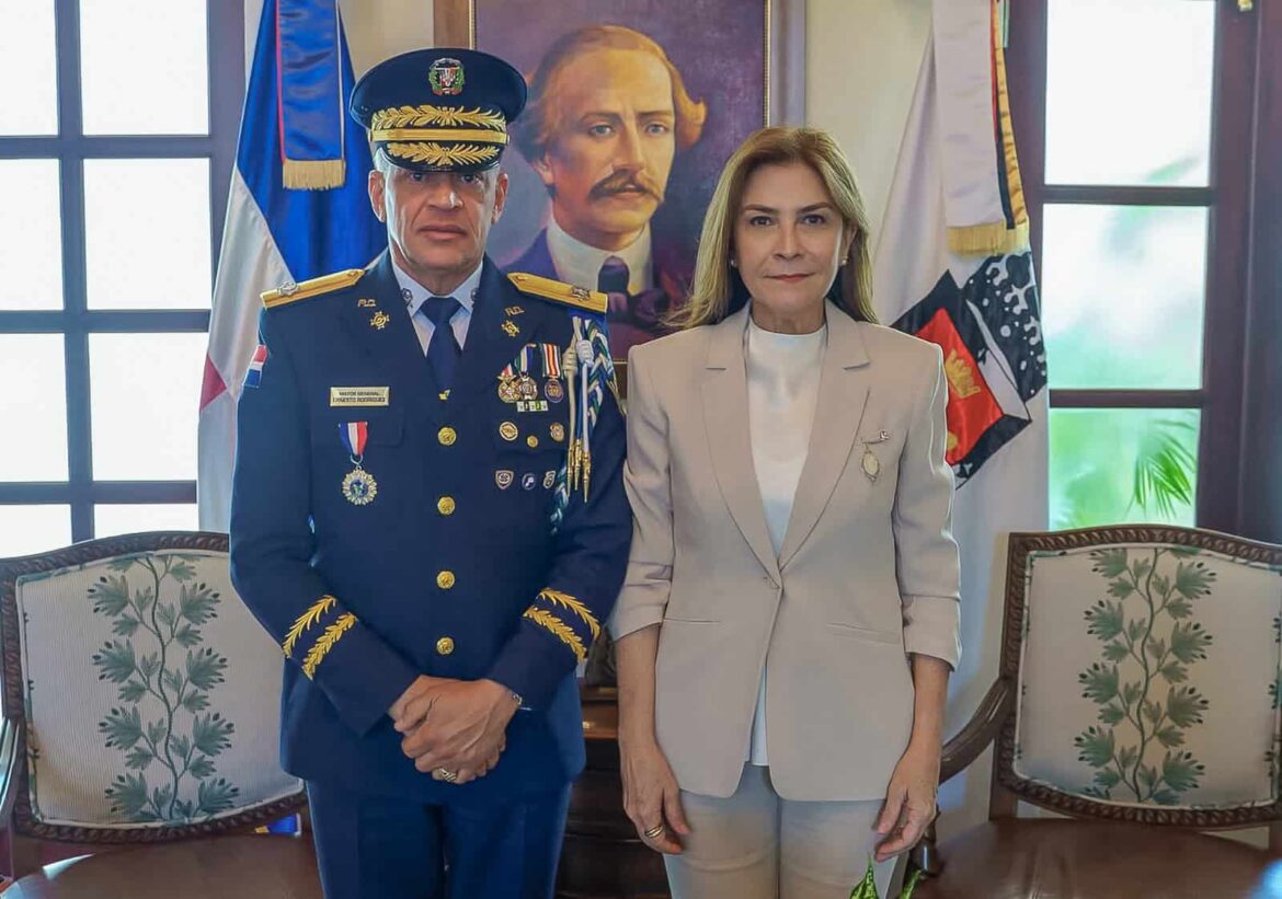 Policía y Alcaldía del Distrito coordinan acciones para ampliar nuevo modelo de patrullaje