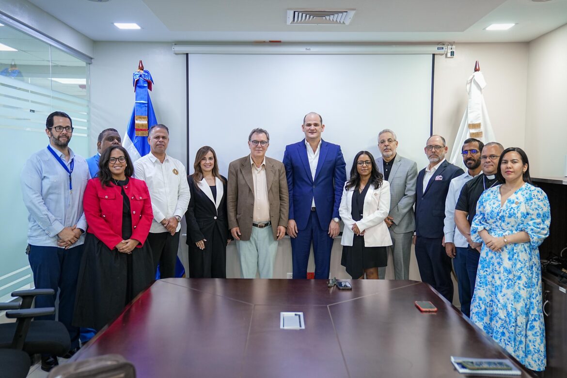 INABIE conforma Comisión de Seguimiento y Veeduría compuesta por representantes de diversos sectores de la sociedad