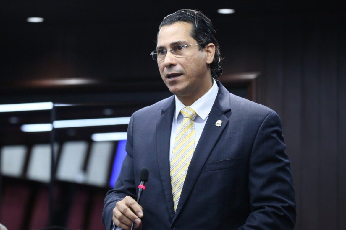 Félix Michel acusa al Gobierno de aplicar un “plan exterminio” contra la delincuencia