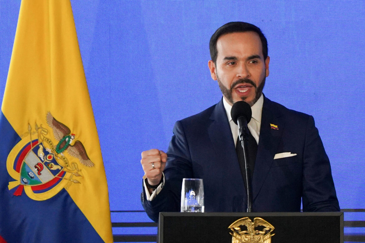 De la Espriella descarta diálogo con grupos armados: “La paz se construye con la fuerza de las armas y las leyes”