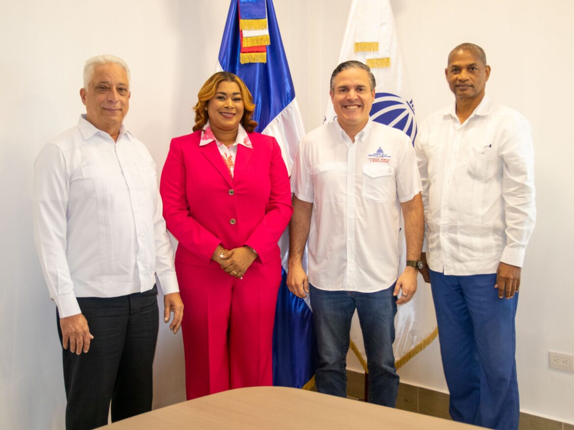Administradora del Merca Santo Domingo gestiona reconstrucción de nave afectada por incendio
