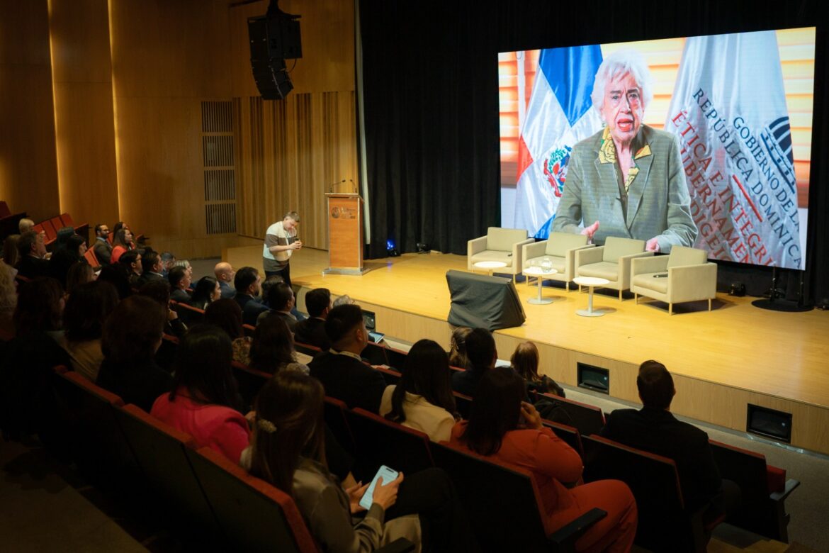 RD reafirma su liderazgo regional en transparencia durante encuentro de la RTA en Argentina